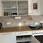 148qm Apartment, Naehe Duesseldorf, 4 Schlafzimmer, Privater Parkplatz Lägenhet Duisburg