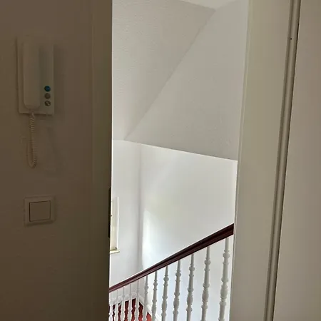 Apartamento 148qm Apartment, Naehe Duesseldorf, 4 Schlafzimmer, Privater Parkplatz