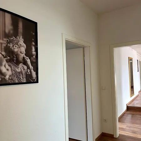 148qm Apartment, Naehe Duesseldorf, 4 Schlafzimmer, Privater Parkplatz Apartmán *