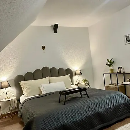 Апартаменты 148qm Apartment, Naehe Duesseldorf, 4 Schlafzimmer, Privater Parkplatz Дуйсбург
