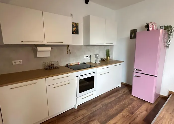 148qm Apartment, Naehe Duesseldorf, 4 Schlafzimmer, Privater Parkplatz Lejlighed