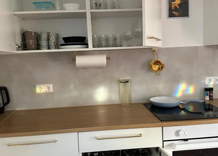 148qm Apartment, Naehe Duesseldorf, 4 Schlafzimmer, Privater Parkplatz Lejlighed Duisburg