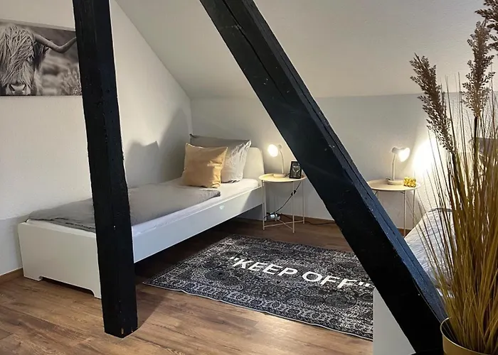 148qm Apartment, Naehe Duesseldorf, 4 Schlafzimmer, Privater Parkplatz