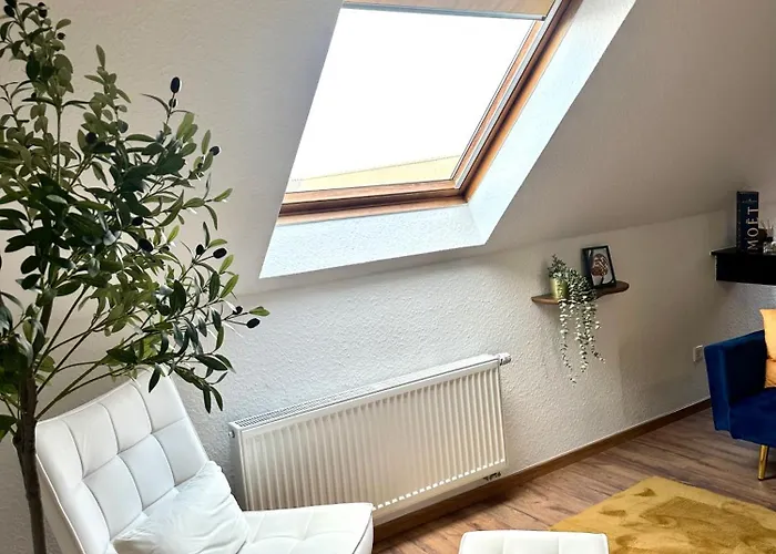 148qm Apartment, Naehe Duesseldorf, 4 Schlafzimmer, Privater Parkplatz